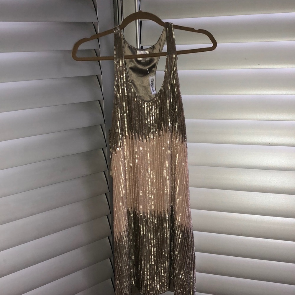 Parker gold/tan sequin dress size large